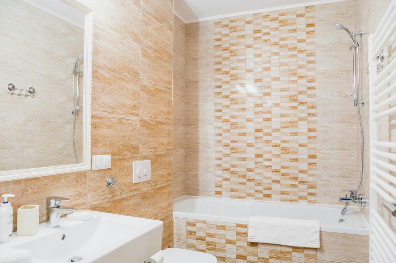 Apartament 4Tourists Braszów Zewnętrze zdjęcie